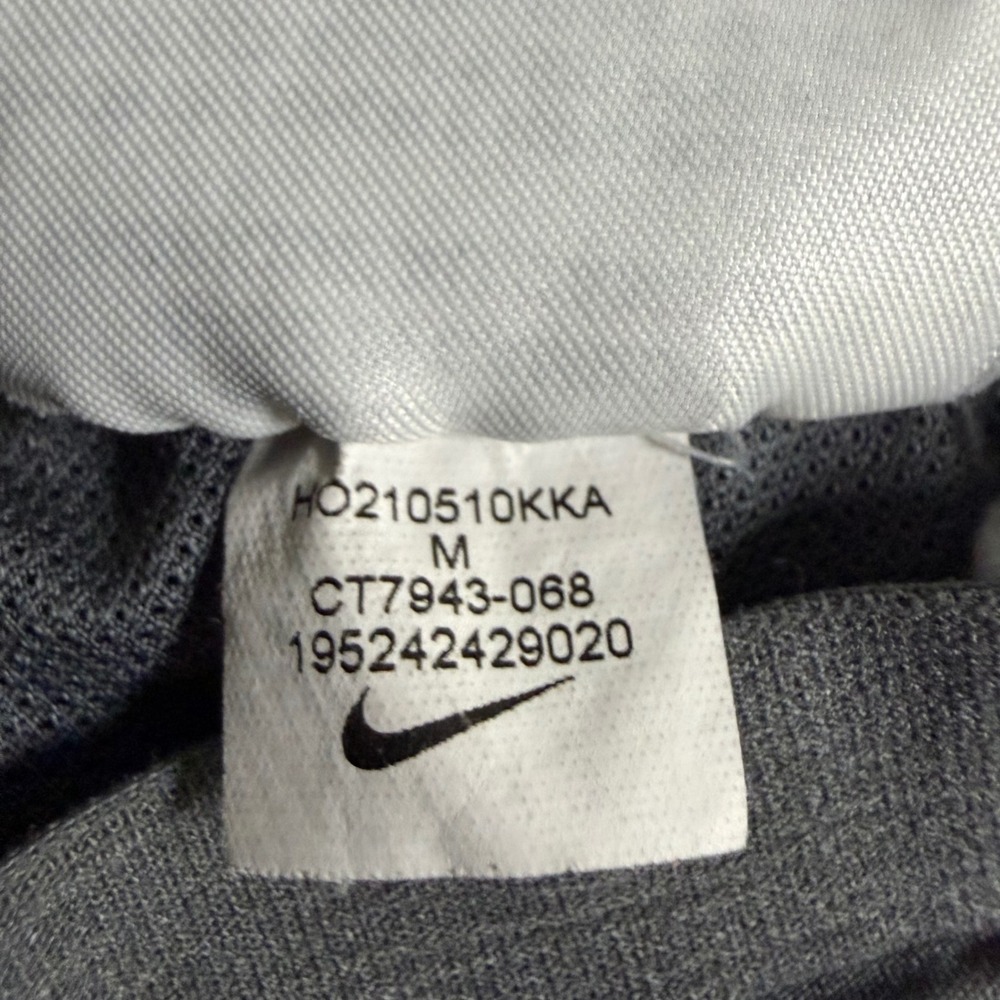 Nike Dri-FIT Stride Shorts Mens Medium Gray 7in 2-in-1 Running CT7943-068 - Picture 5 of 10